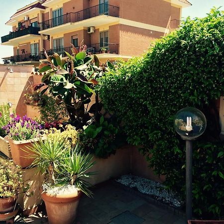 Bed And Breakfast Letterario Fiumicino Exterior photo