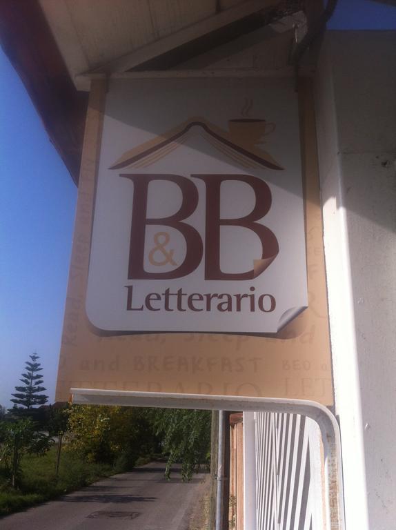 Bed And Breakfast Letterario Fiumicino Exterior photo