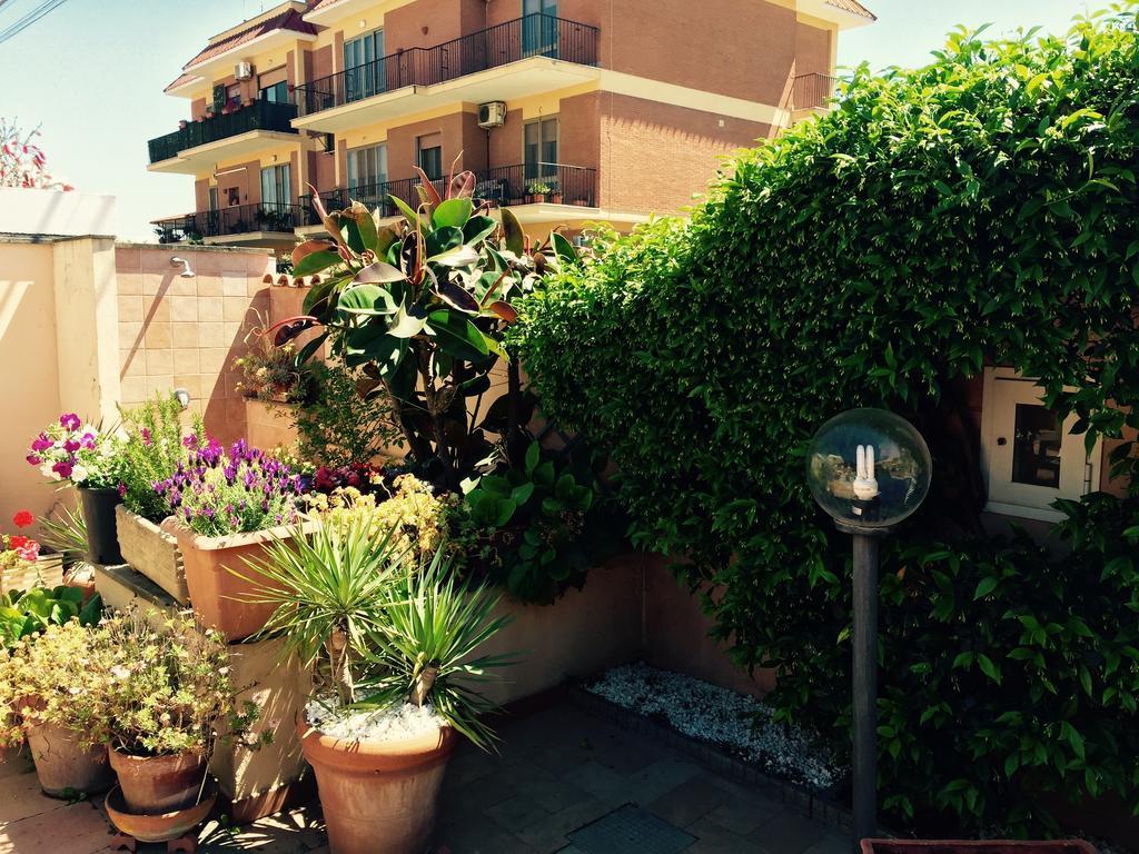Bed And Breakfast Letterario Fiumicino Exterior photo