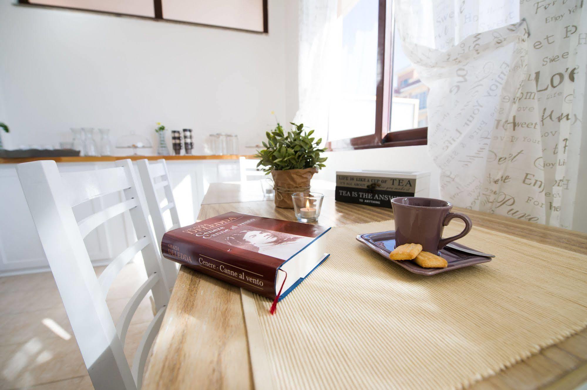 Bed And Breakfast Letterario Fiumicino Exterior photo